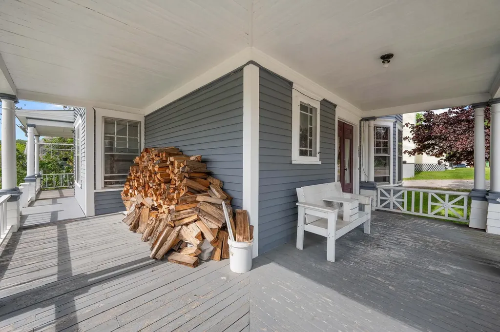 179 Main Street West Paris ME 04289