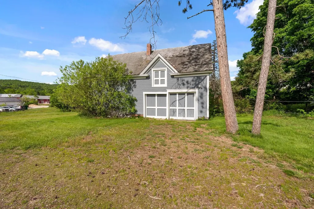 179 Main Street West Paris ME 04289