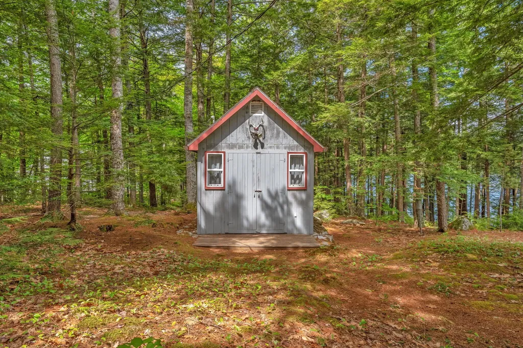147 Dolloff Woods Road Fayette ME 04349