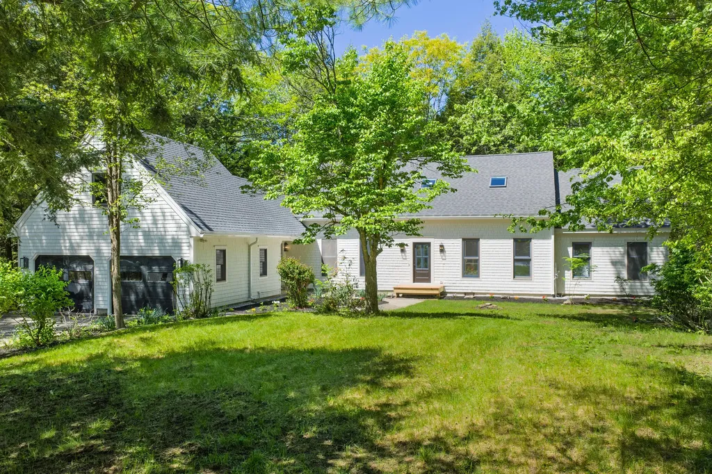 29 Pond Shore Drive Cumberland ME 04021