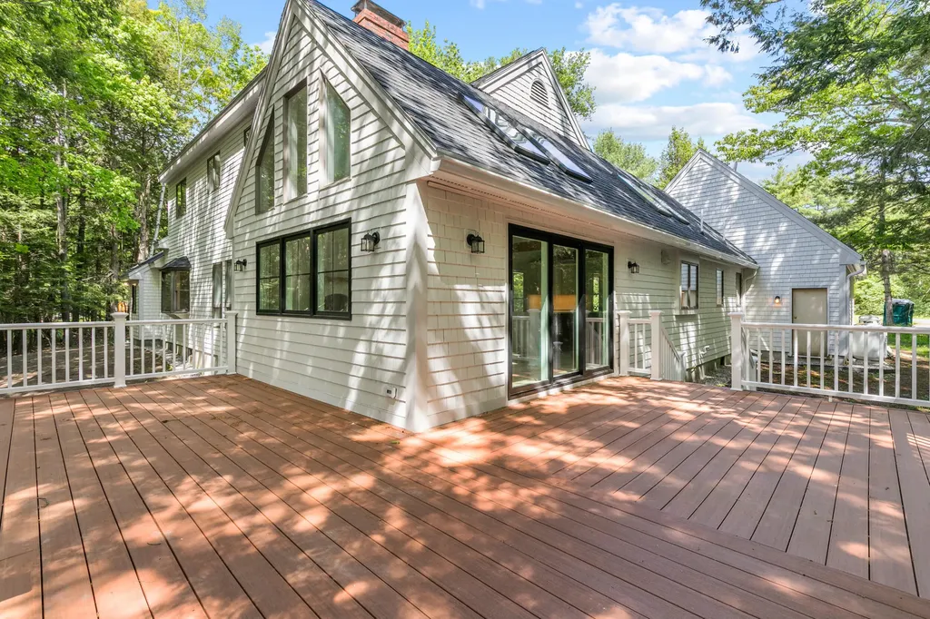 29 Pond Shore Drive Cumberland ME 04021