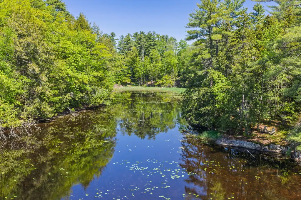 29 Pond Shore Drive Cumberland ME 04021
