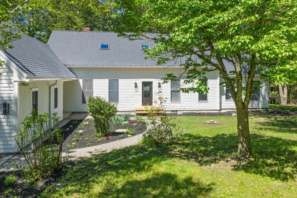 29 Pond Shore Drive Cumberland ME 04021