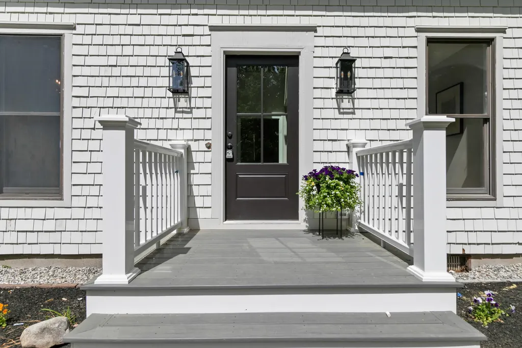 29 Pond Shore Drive Cumberland ME 04021