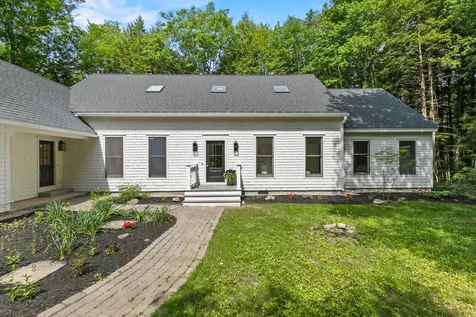 29 Pond Shore Drive Cumberland ME 04021