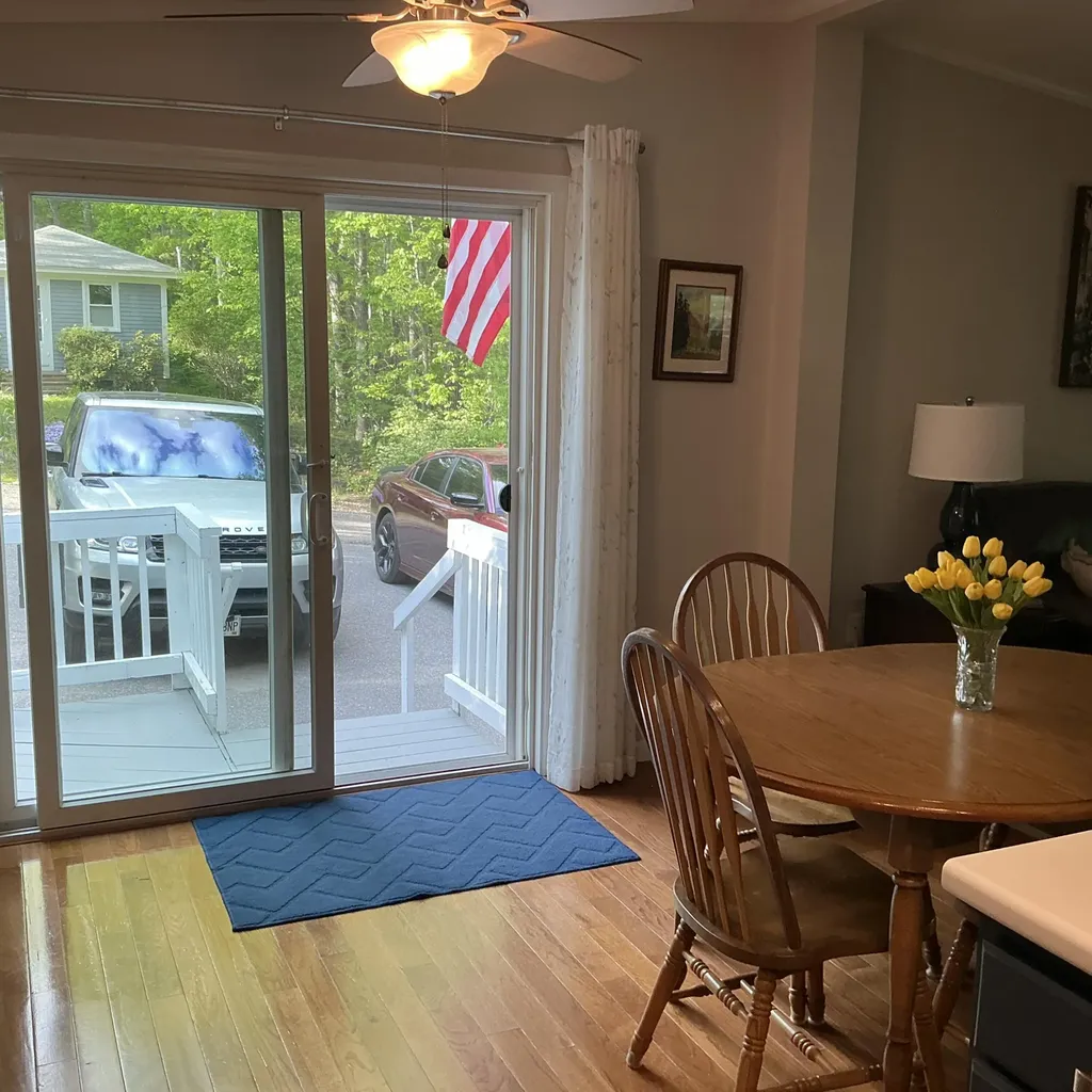 10 Maple Street Extension Topsham ME 04086