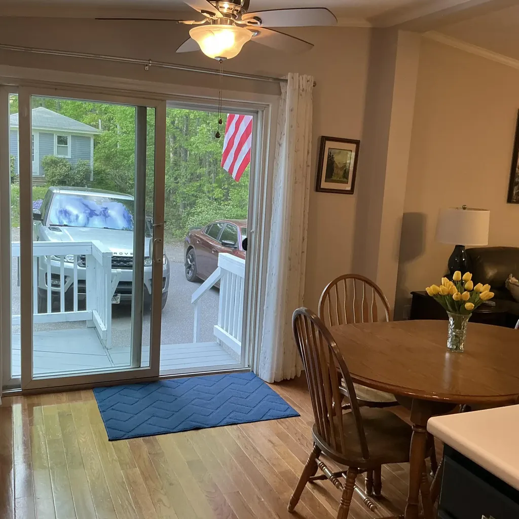 10 Maple Street Extension Topsham ME 04086