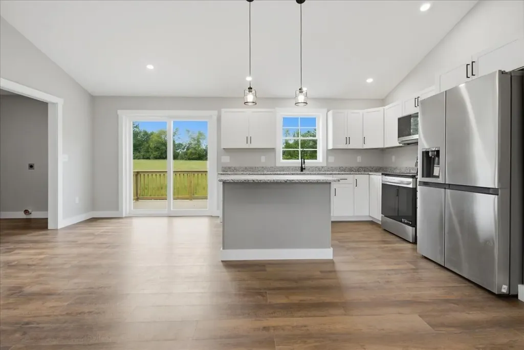 3 Meadow Lane Oxford ME 04270