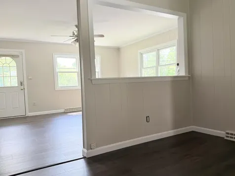 231 River Road Topsham ME 04086