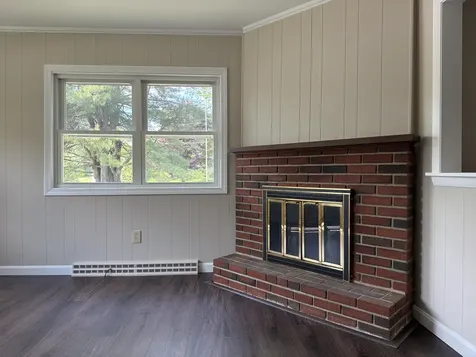 231 River Road Topsham ME 04086