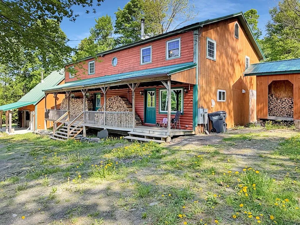 40 Onawa Road Elliottsville Twp ME 04443