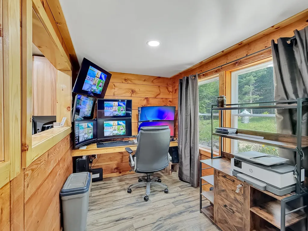 40 Onawa Road Elliottsville Twp ME 04443