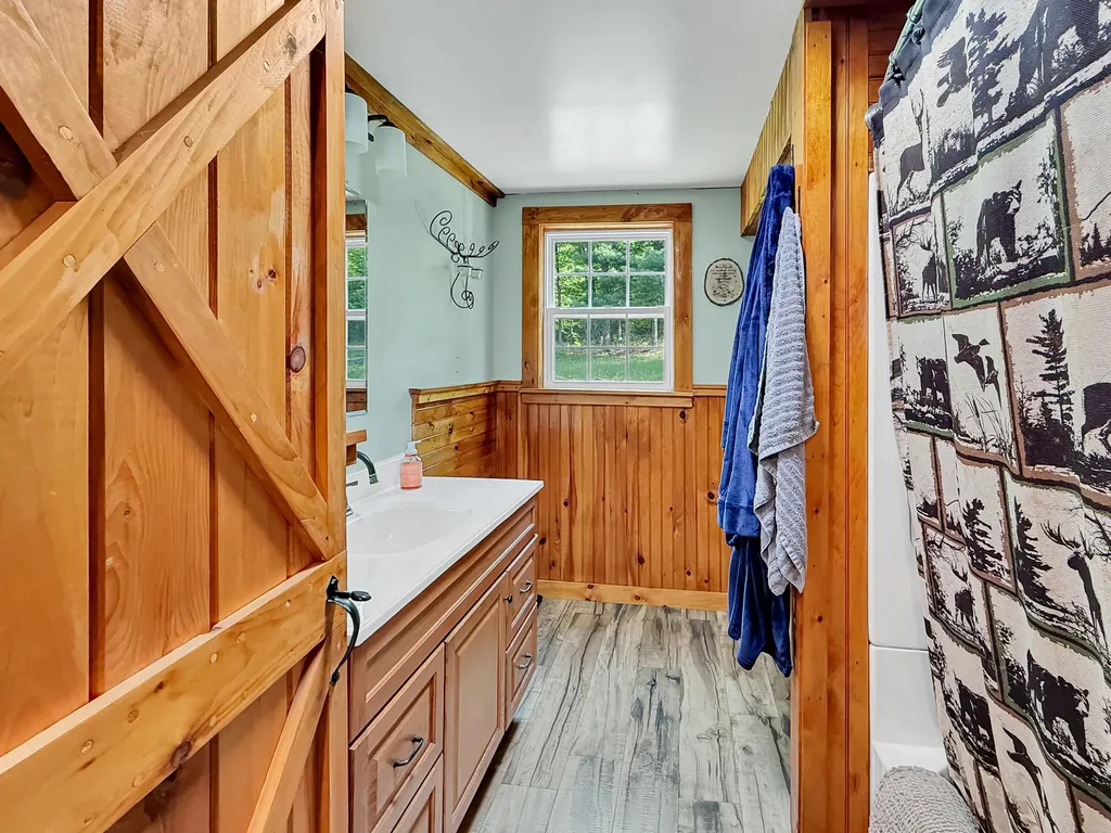 40 Onawa Road Elliottsville Twp ME 04443