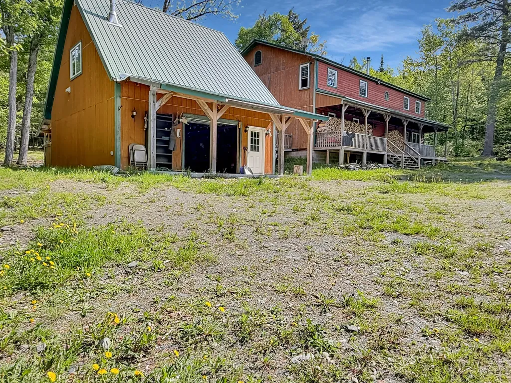 40 Onawa Road Elliottsville Twp ME 04443
