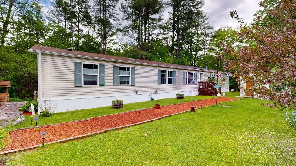 12 Radley Road Freeport ME 04032