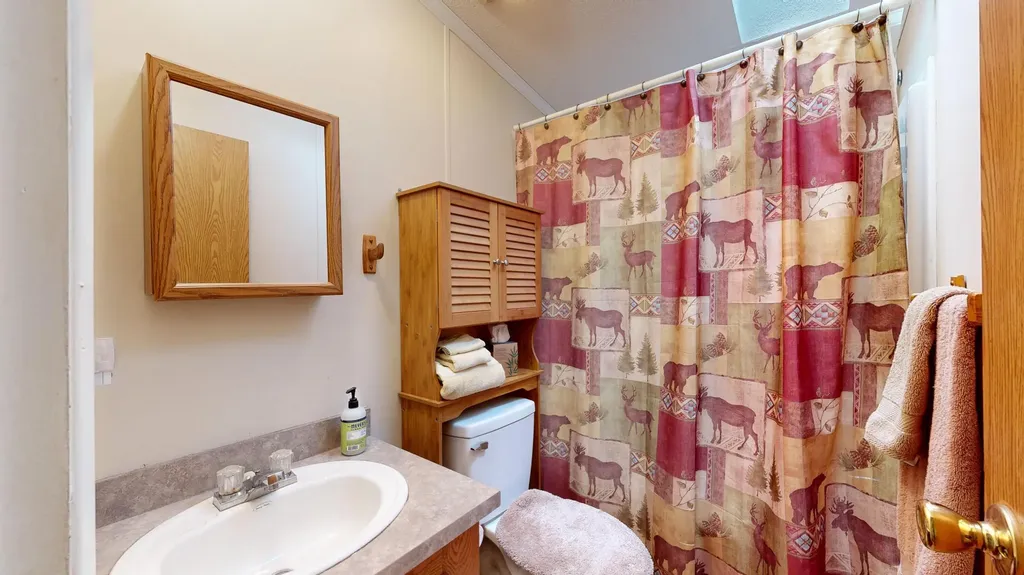 12 Radley Road Freeport ME 04032