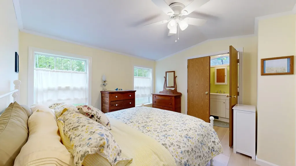 12 Radley Road Freeport ME 04032