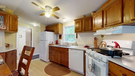 12 Radley Road Freeport ME 04032