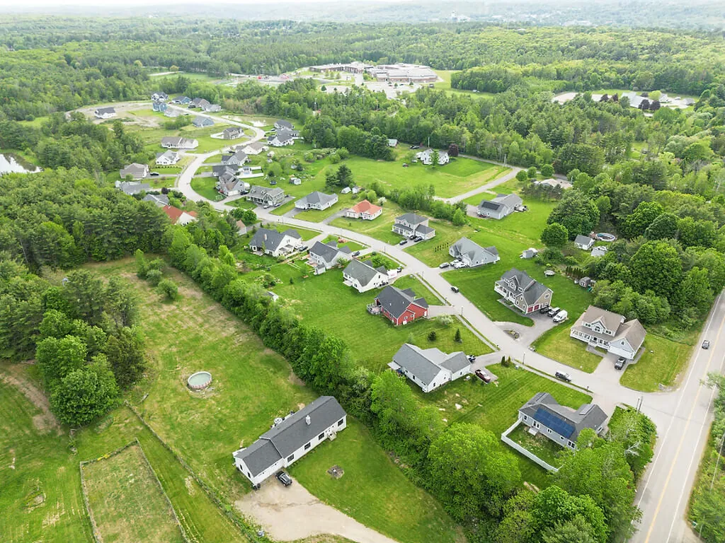 9 Fieldstone Drive Augusta ME 04330