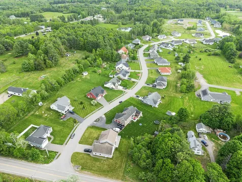 9 Fieldstone Drive Augusta ME 04330