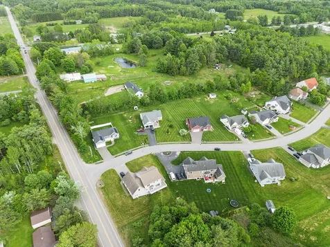 9 Fieldstone Drive Augusta ME 04330