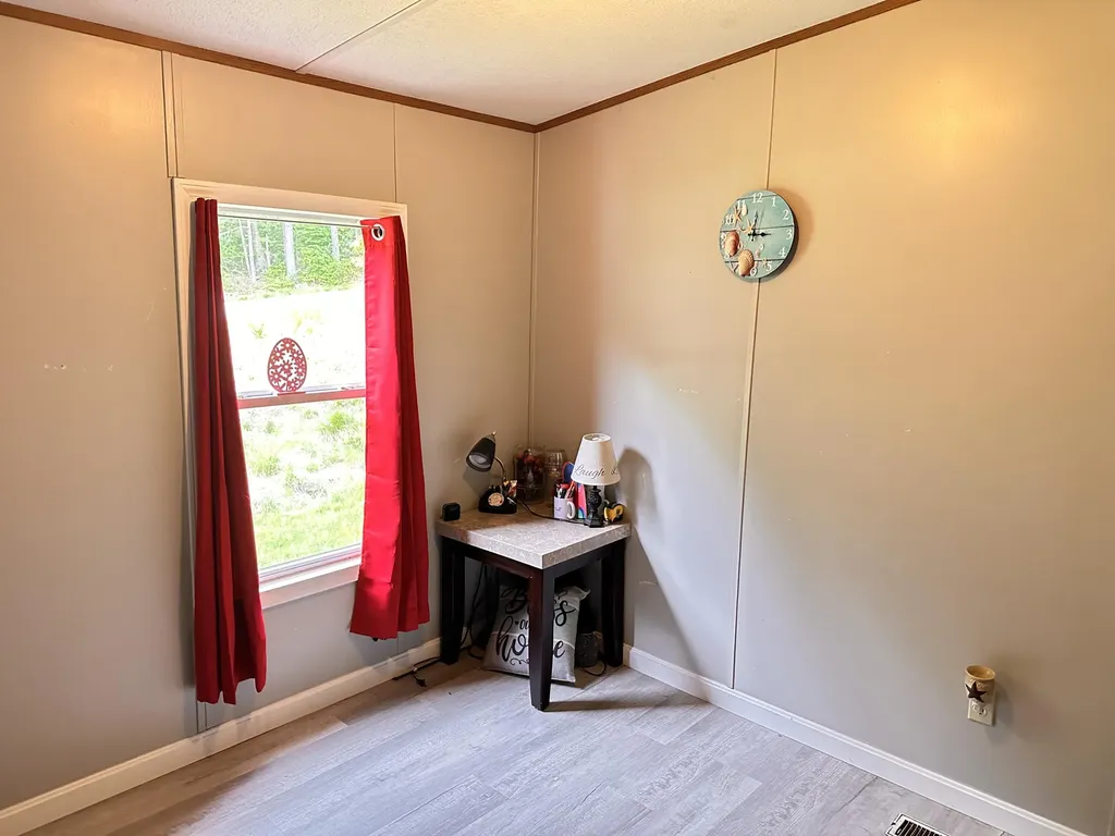 99 Dixon Road Lebanon ME 04027