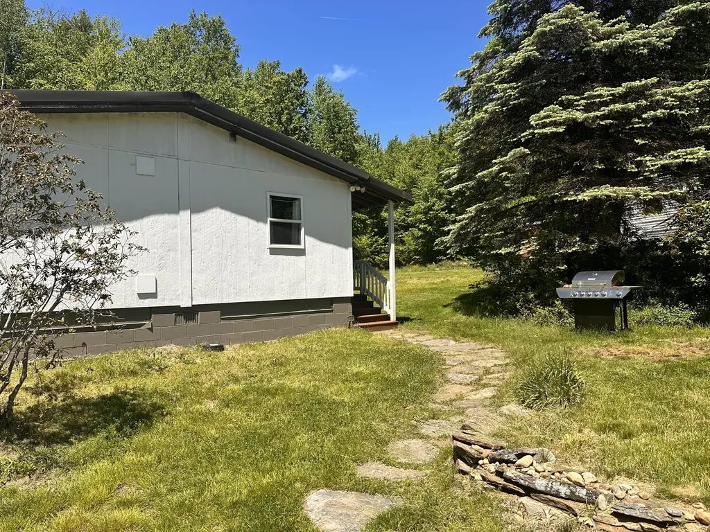 99 Dixon Road Lebanon ME 04027