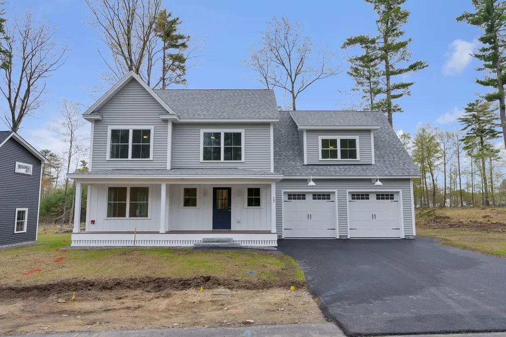 33 Lochwood Drive Gorham ME 04038