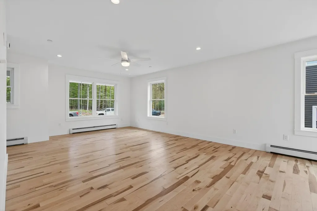 33 Lochwood Drive Gorham ME 04038