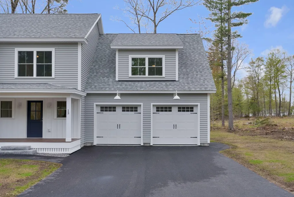33 Lochwood Drive Gorham ME 04038