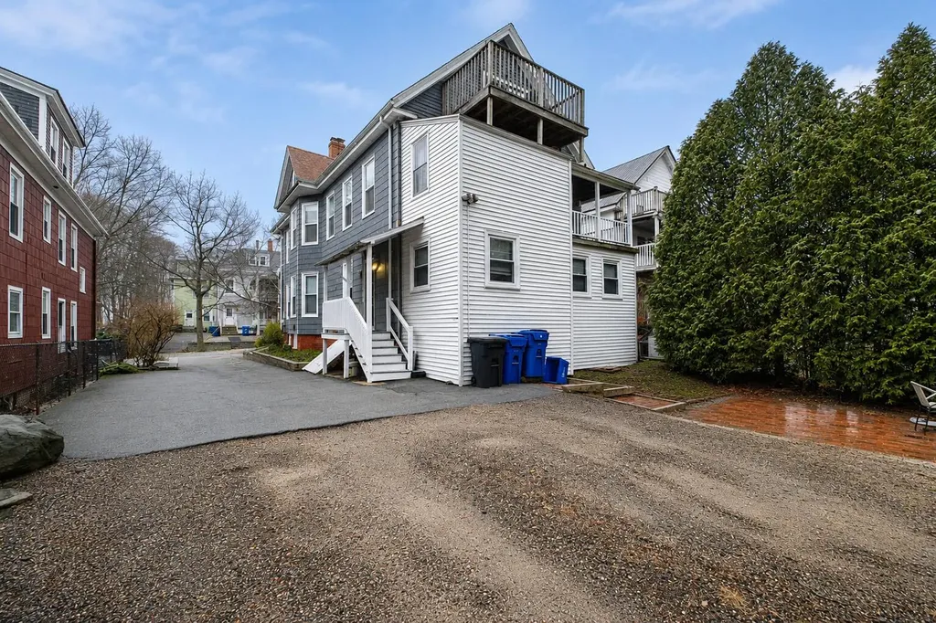 33 Payson Street Portland ME 04102