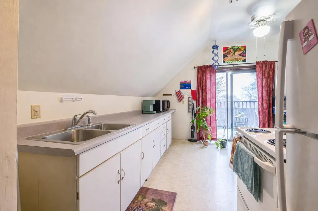 33 Payson Street Portland ME 04102