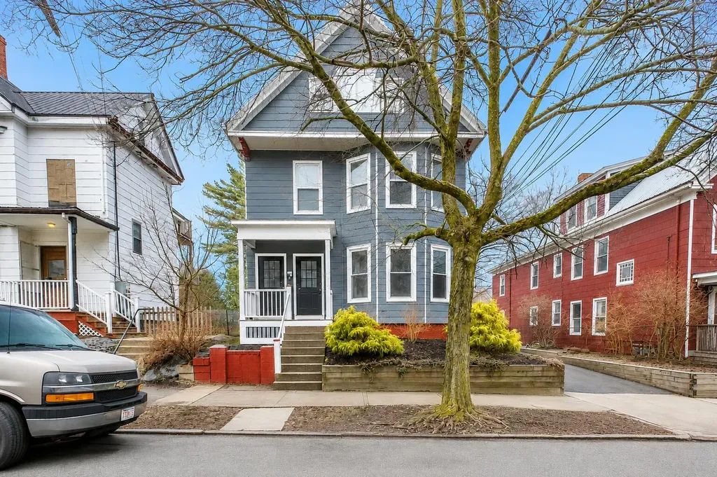 33 Payson Street Portland ME 04102