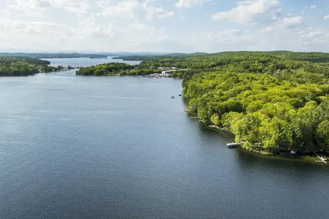 75 Scenic View Drive Naples ME 04055