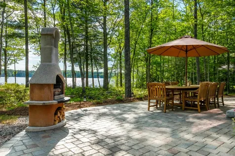 75 Scenic View Drive Naples ME 04055