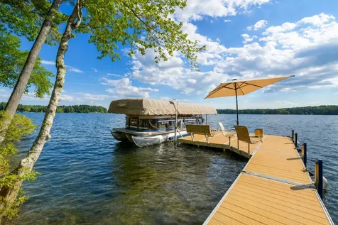 75 Scenic View Drive Naples ME 04055