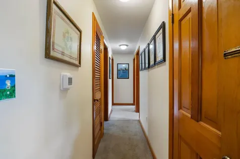 242 Spurwink Avenue Cape Elizabeth ME 04107
