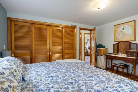 242 Spurwink Avenue Cape Elizabeth ME 04107