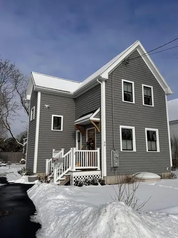 30 Crescent Street Rockland ME 04841