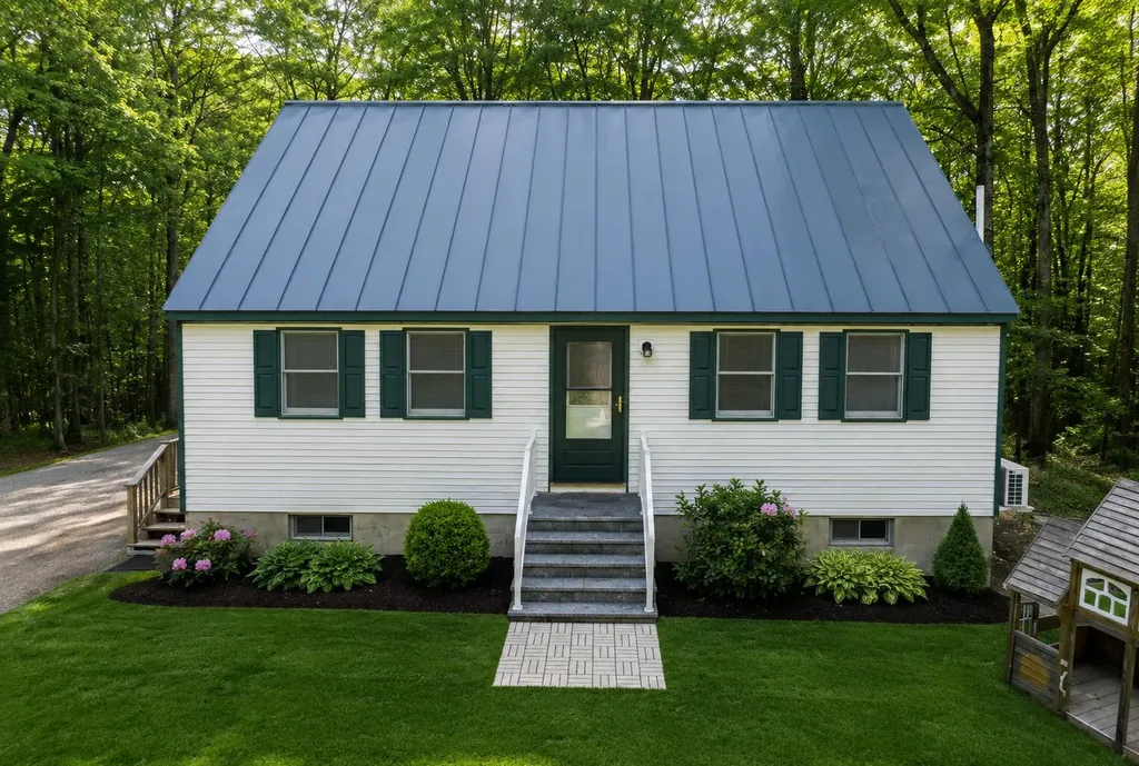 161 Pamela Drive Winthrop ME 04364