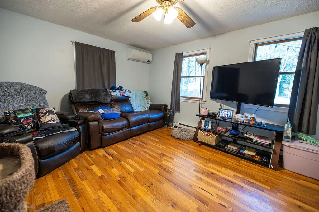161 Pamela Drive Winthrop ME 04364