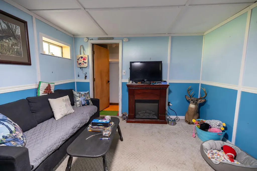 161 Pamela Drive Winthrop ME 04364