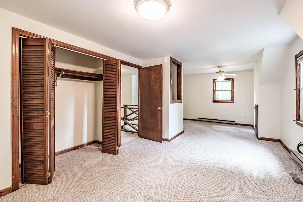 84 Oakhurst Road Cape Elizabeth ME 04107