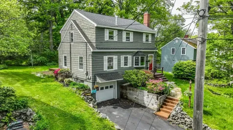 84 Oakhurst Road Cape Elizabeth ME 04107