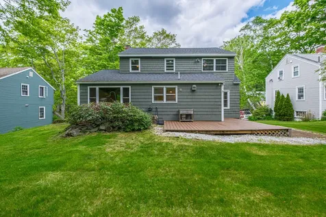 84 Oakhurst Road Cape Elizabeth ME 04107