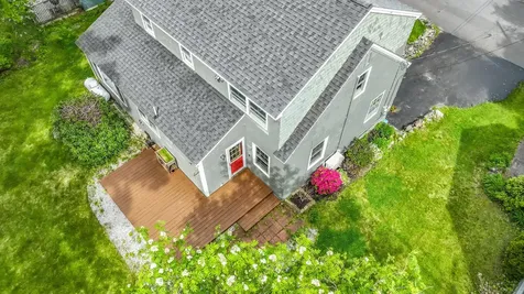 84 Oakhurst Road Cape Elizabeth ME 04107