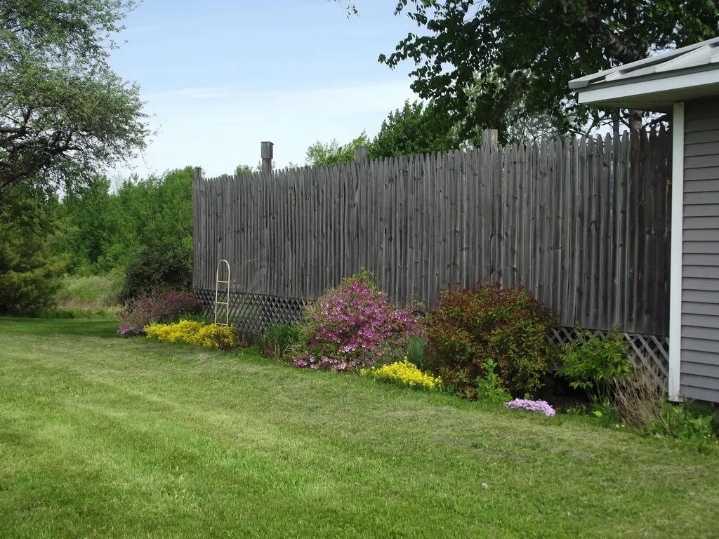 225 Skowhegan Fairfield ME 04937