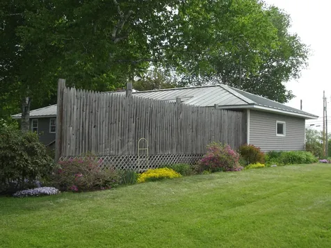 225 Skowhegan Fairfield ME 04937