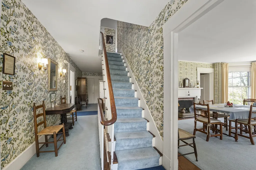 36 Pleasant Street Damariscotta ME 04553