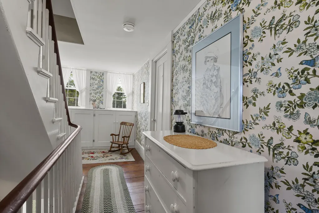 36 Pleasant Street Damariscotta ME 04553